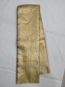 gold saree